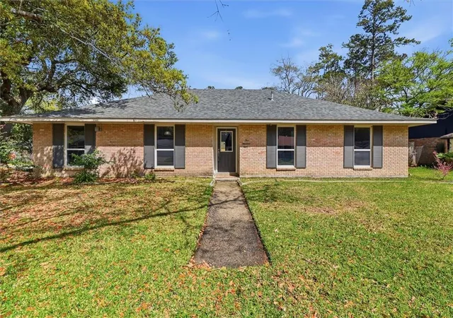 Photo 1 of Single family home for sale at 508 Poplar St, Slidell, LA 70458 | MLS# 2546537 | Listing updated on 2026-09-26