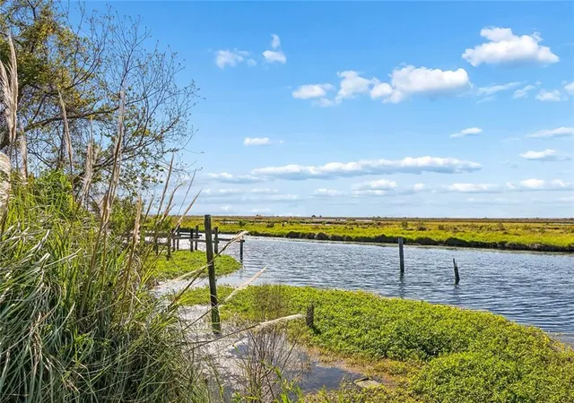 Photo 3 of Land for sale at 4507 A Ponchartrain Dr, Slidell, LA 70458 | MLS# 2549311 | Listing updated on 2026-09-10