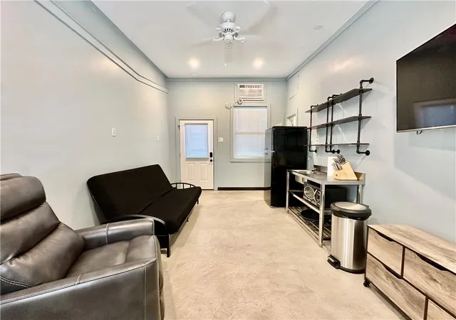 Listing Photo 2 - Condo for sale in building located at 32875 Rivergate Cir, Springfield, LA 70462 - Unit #46