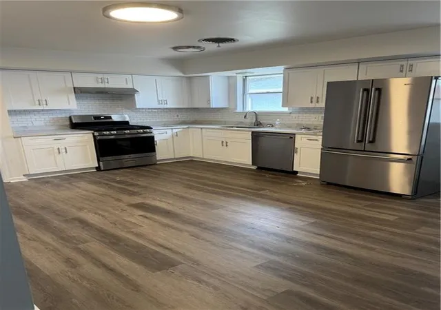 Photo 2 of Single family home for sale at 5609 Bridget St, Metairie, LA 70003 | MLS# 2549448 | Listing updated on 2026-09-01