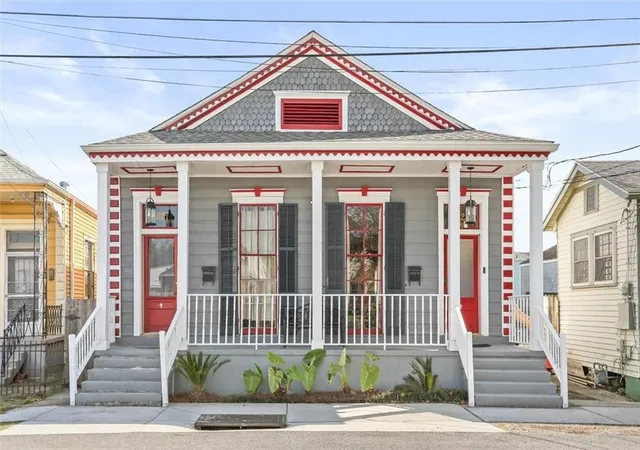 Photo 1 of Multi family home for sale at 2025 27 Harmony St, New Orleans, LA 70115 | MLS# 2549778 | Listing updated on 2026-09-28