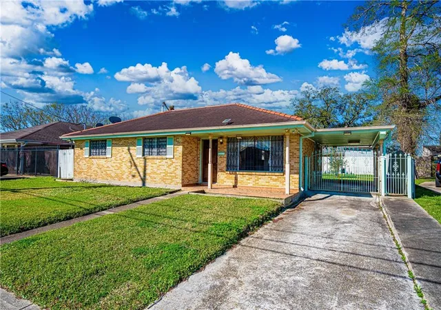 Photo 1 of Single family home for sale at 4642 Cardenas Dr, New Orleans, LA 70127 | MLS# 2550685 | Listing updated on 2026-08-31