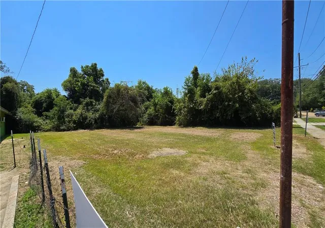 Photo 4 of Land for sale at 404 E Colorado St, Hammond, LA 70401 | MLS# 2550689 | Listing updated on 2026-08-31