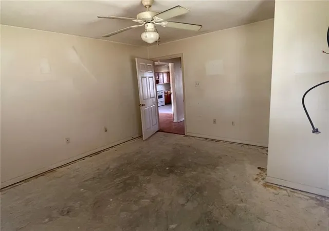 Photo 4 of Single family home for sale at 160 Canal St, Ponchatoula, LA 70454 | MLS# 2550620 | Listing updated on 2026-08-31