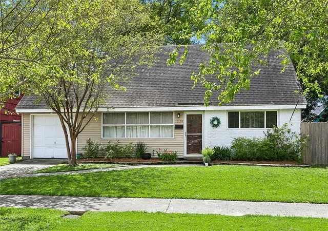 Photo 1 of Sale Pending at 10120 St Paul Ave, River Ridge, LA 70123 | MLS# 2550832 | Listing updated on 2026-09-14