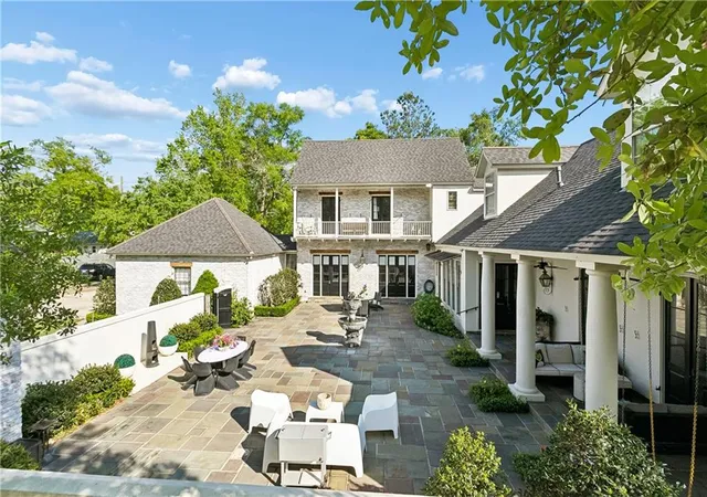 Photo 1 of Mansion for sale at 1322 S Jahncke Ave, Covington, LA 70433 | MLS# 2549810 | Listing updated on 2026-09-02