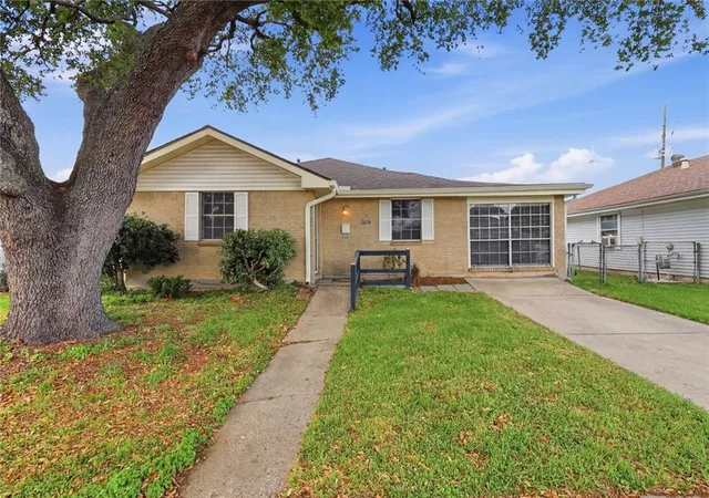 Photo 1 of Single family home for sale at 2220 34th Street, Kenner, LA 70065 | MLS# 2551470 | Listing updated on 2026-09-12