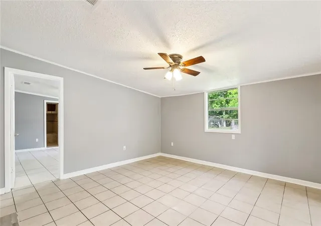 Photo 4 of Single family home for sale at 261 Jefferson Ave, Slidell, LA 70460 | MLS# 2551847 | Listing updated on 2026-09-10