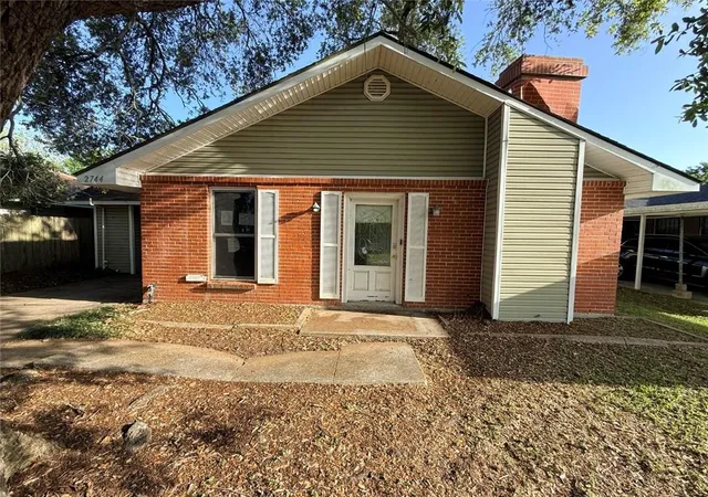 Photo 1 of Single family home for sale at 2744 Corinne Dr, Marrero, LA 70072 | MLS# 2552358 | Listing updated on 2026-10-05