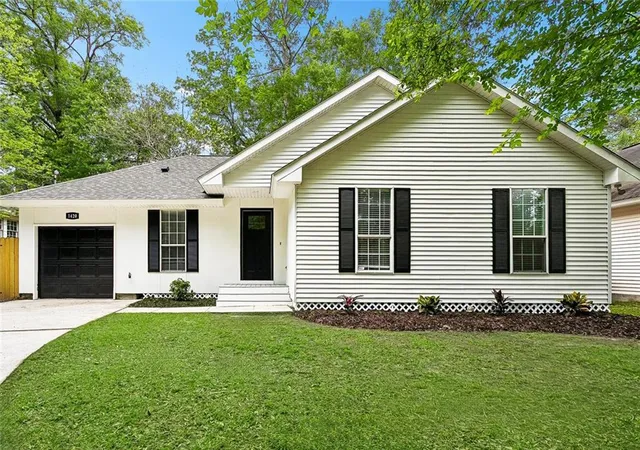 Photo 1 of Single family home for sale at 1420 W 20th Avenue, Covington, LA 70433 | MLS# 2552494 | Listing updated on 2026-09-05