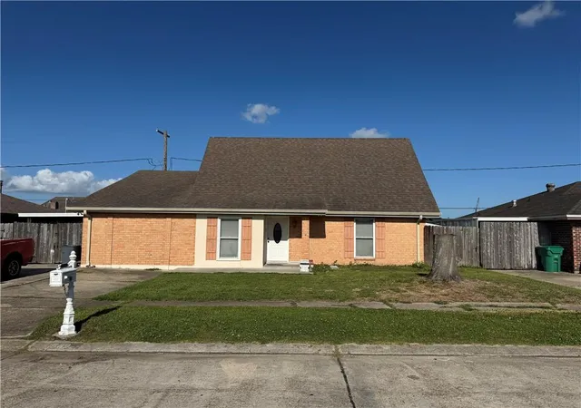 Photo 1 of Single family home for sale at 1549 Curtis St, Marrero, LA 70058 | MLS# 2552227 | Listing updated on 2026-09-16
