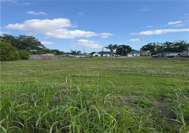 Photo 2 of Land for sale at 171 Nicholas St, Hahnville, LA 70057 | MLS# 2552902 | Listing updated on 2026-09-03