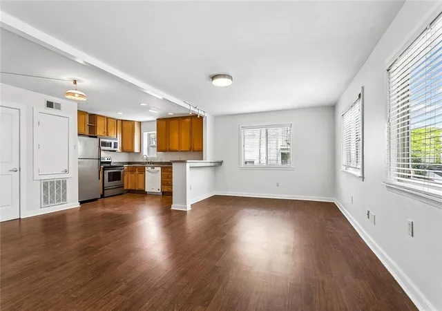 Photo 2 of Condo for sale at 1233 Esplanade Ave #17, New Orleans, LA 70116 | MLS# 2553291 | Listing updated on 2026-09-20
