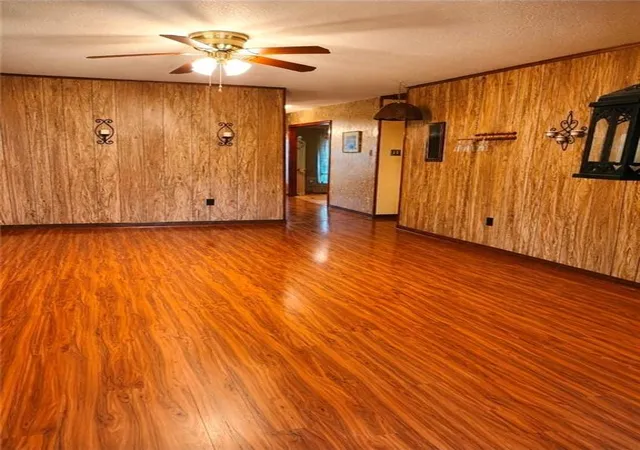 Photo 3 of Single family home for sale at 5545 Trinity Dr, Marrero, LA 70072 | MLS# 2553533 | Listing updated on 2026-09-27