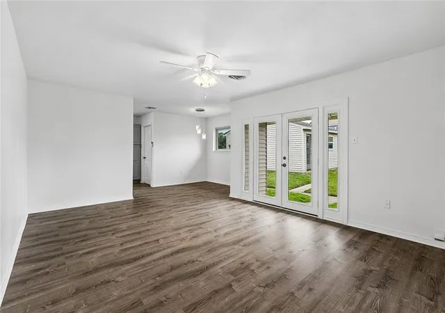 Photo 3 of Single family home for sale at 6517 Schouest St, Metairie, LA 70003 | MLS# 2553508 | Listing updated on 2026-09-12