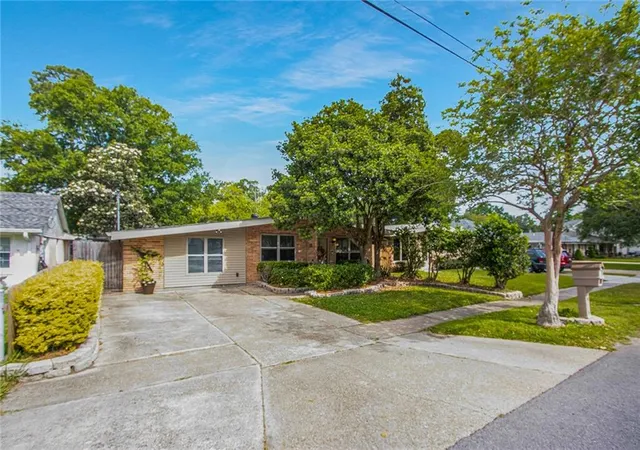 Photo 3 of Single family home for sale at 238 Little Farms Ave, River Ridge, LA 70123 | MLS# 2553686 | Listing updated on 2026-09-19