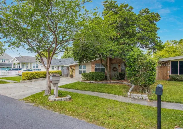Photo 3 of Single family home for sale at 238 Little Farms Ave, River Ridge, LA 70123 | MLS# 2553686 | Listing updated on 2026-09-19