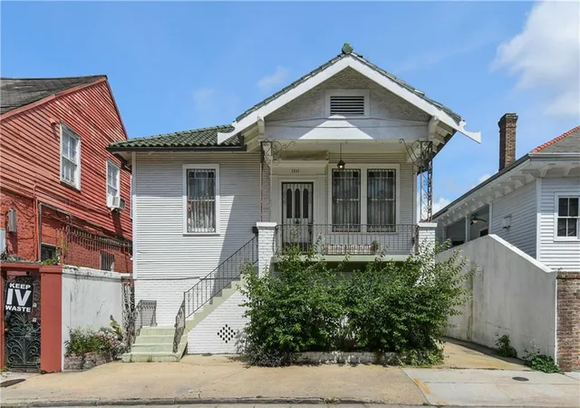 Photo 1 of Single family home for sale at 1311 Bourbon St, New Orleans, LA 70116 | MLS# 2553404 | Listing updated on 2026-09-06