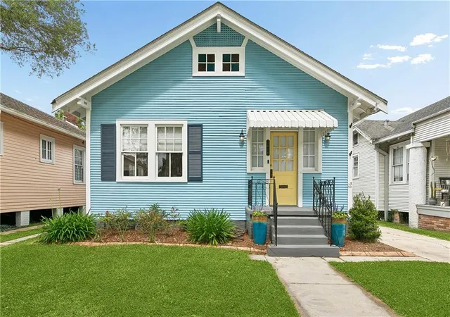 Photo 1 of Single family home for sale at 2416 Pine St, New Orleans, LA 70125 | MLS# 2553337 | Listing updated on 2026-09-23