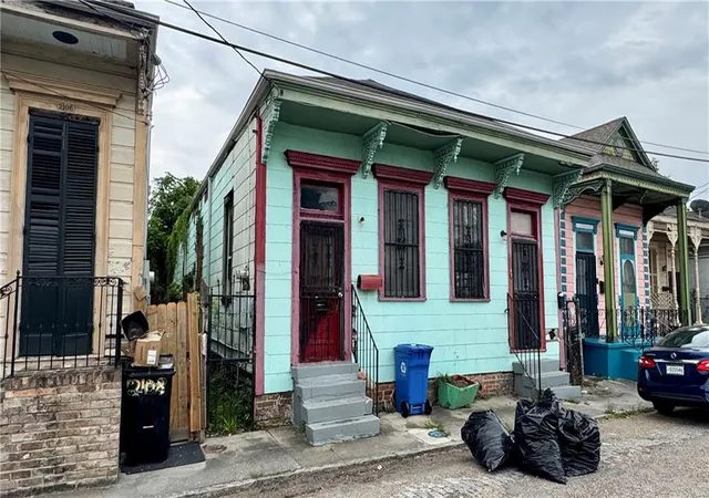 Photo 2 of Multi family home for sale at 2108 Magnolia St, New Orleans, LA 70113 | MLS# 2554144 | Listing updated on 2026-10-06