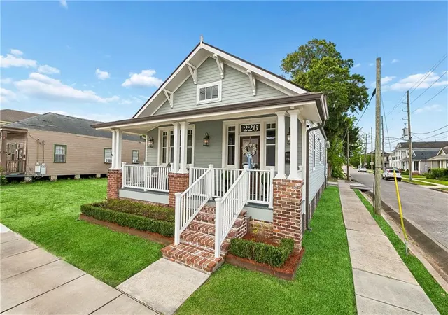 Photo 2 of Single family home for sale at 226 1st Street, Gretna, LA 70053 | MLS# 2554454 | Listing updated on 2026-09-21