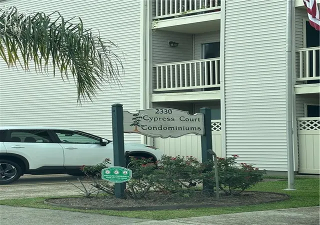 Condo for sale at 2330 Edenborn Ave #225, Metairie, LA 70001 | MLS# 2555161