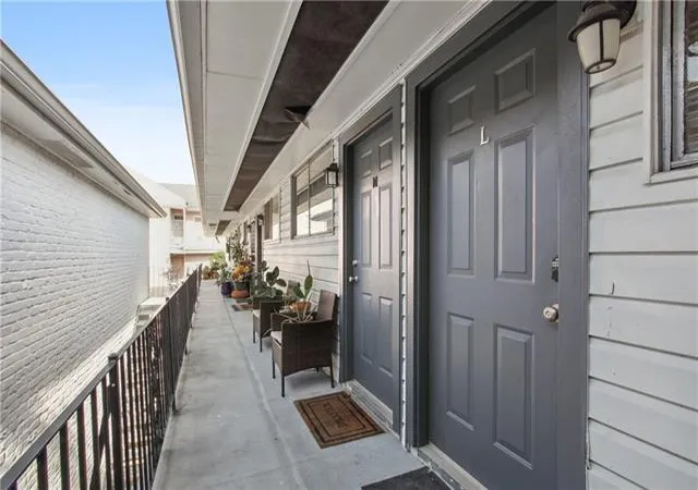 Photo 2 of Condo for sale at 1921 Prytania St #L, New Orleans, LA 70130 | MLS# 2555746 | Listing updated on 2026-09-01