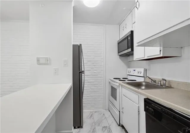 Photo 4 of Condo for sale at 1921 Prytania St #L, New Orleans, LA 70130 | MLS# 2555746 | Listing updated on 2026-09-01