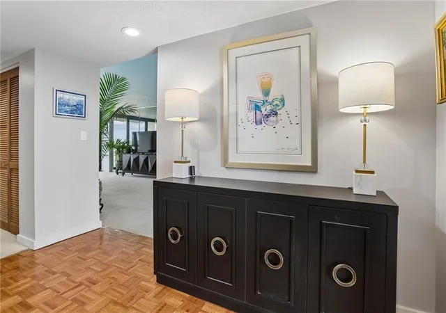 Photo 3 of Condo for sale at 300 Lake Marina Ave #4A, New Orleans, LA 70124 | MLS# 2555389 | Listing updated on 2026-10-04