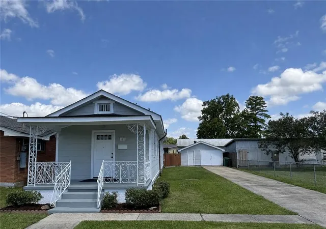 Photo 1 of Sale Pending at 625 Jung Blvd, Marrero, LA 70072 | MLS# 2555600 | Listing updated on 2026-09-09