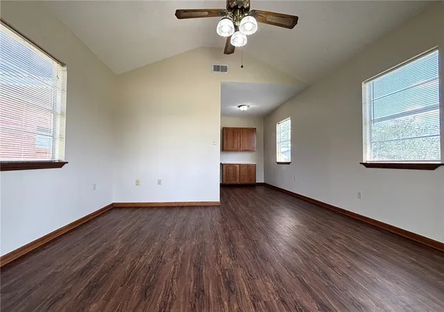 Photo 4 of Sale Pending at 625 Jung Blvd, Marrero, LA 70072 | MLS# 2555600 | Listing updated on 2026-09-09
