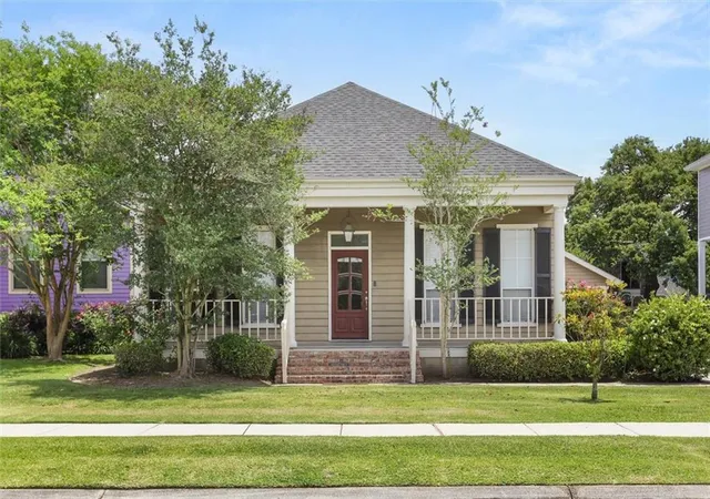 Single family home for sale at 18 Seaward Ct, New Orleans, LA 70131 | MLS# 2556803
