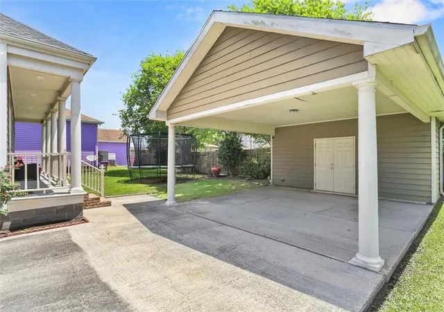 Photo 3 of Single family home for sale at 18 Seaward Ct, New Orleans, LA 70131 | MLS# 2556803 | Listing updated on 2026-09-22