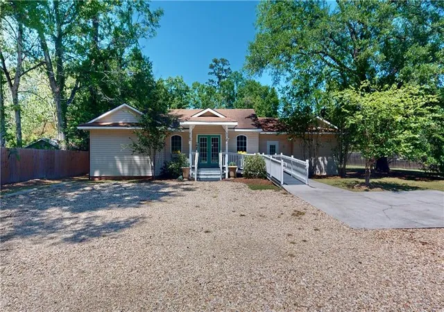 Photo 1 of Single family home for sale at 20115 Highway 36, Covington, LA 70433 | MLS# 2557477 | Listing updated on 2026-09-16