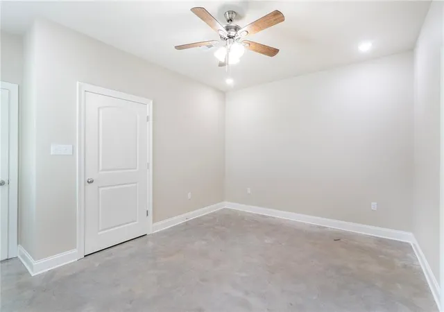 Photo 3 of Single family home for sale at 105 E Stovall St, Hammond, LA 70403 | MLS# 2557925 | Listing updated on 2026-09-17