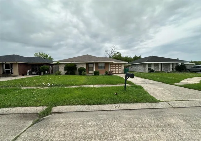 Photo 1 of Single family home for sale at 1597 Jefferson Dr, La Place, LA 70068 | MLS# 2557673 | Listing updated on 2026-09-10