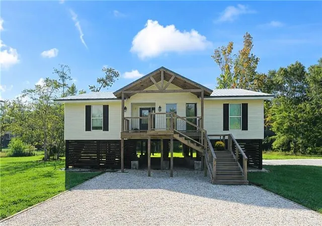 Photo 3 of Single family home for sale at 18236 Monga Dr, Covington, LA 70433 | MLS# 2558087 | Listing updated on 2026-09-03