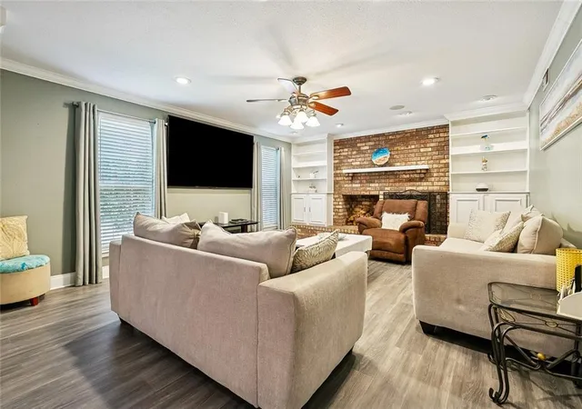 Photo 3 of Single family home for sale at 1400 Butternut Ave, Metairie, LA 70001 | MLS# 2558260 | Listing updated on 2026-09-11