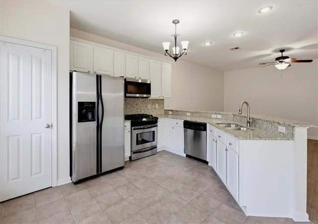 Listing Photo 2 - Condo for sale in building located at 221 Libra Ave, Mandeville, LA 70471 - Unit #B