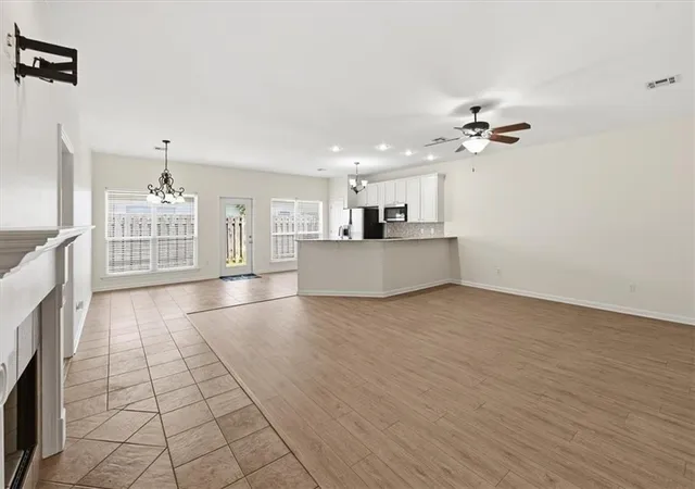 Listing Photo 4 - Condo for sale in building located at 221 Libra Ave, Mandeville, LA 70471 - Unit #B