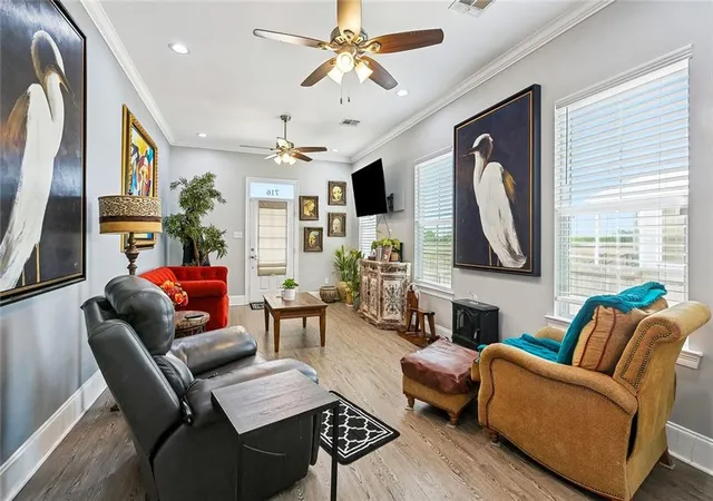 Photo 3 of Single family home for sale at 716 Luling Ave, Luling, LA 70070 | MLS# 2558504 | Listing updated on 2026-09-23