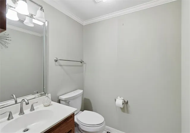 Photo 4 of Single family home for sale at 22 Chateau Trianon Dr, Kenner, LA 70065 | MLS# 2557609 | Listing updated on 2026-10-03