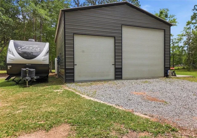 Photo 4 of Single family home for sale at 29284 Rouville Rd, Lacombe, LA 70445 | MLS# 2558544 | Listing updated on 2026-09-10