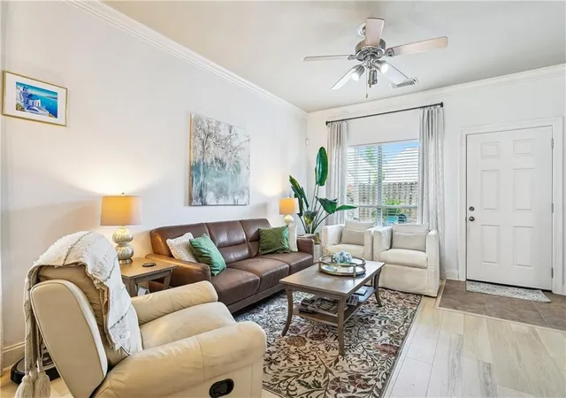 Photo 3 of Sale Pending at 189 Emerald Oaks Dr, Covington, LA 70433 | MLS# 2558420 | Listing updated on 2026-08-31