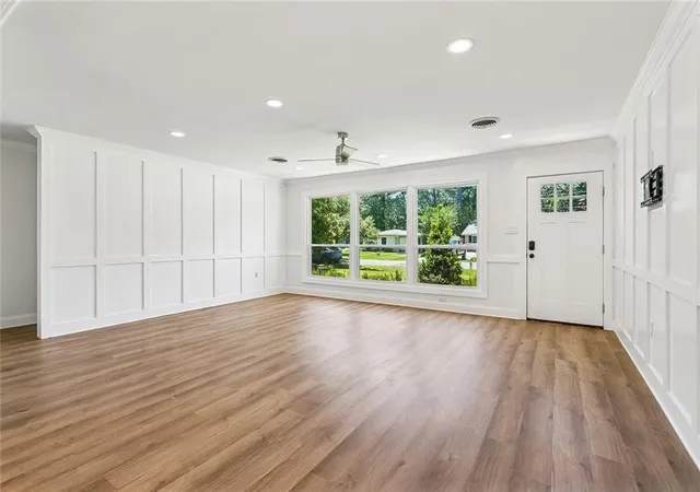 Photo 2 of Single family home for sale at 220 E 8th Avenue, Covington, LA 70433 | MLS# 2558745 | Listing updated on 2026-10-04
