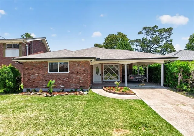 Single family home for sale at 1341 Poinsettia Dr, Metairie, LA 70005 | MLS# 2559267