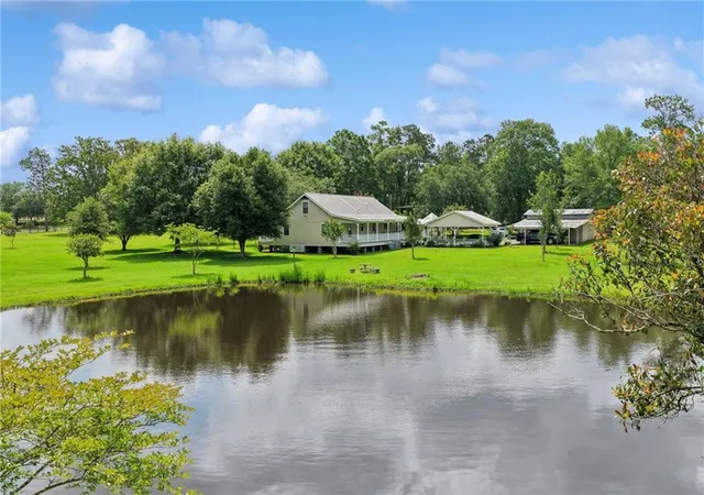 Single family home for sale at 79273 Highway 25, Folsom, LA 70437 | MLS# 2558924