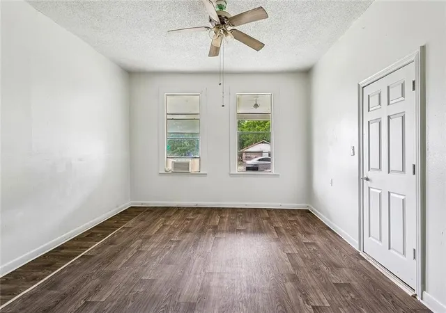 Photo 3 of Single family home for sale at 501 Superior Ave, Bogalusa, LA 70427 | MLS# 2559740 | Listing updated on 2026-09-21