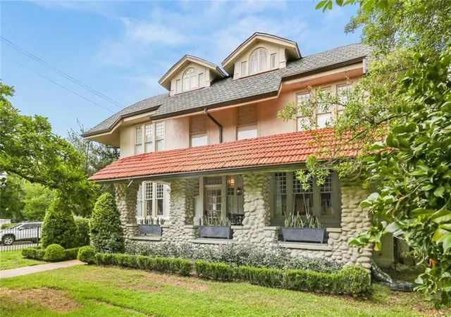 Photo 2 of Single family home for sale at 5829 Hurst St, New Orleans, LA 70115 | MLS# 2560004 | Listing updated on 2026-09-30