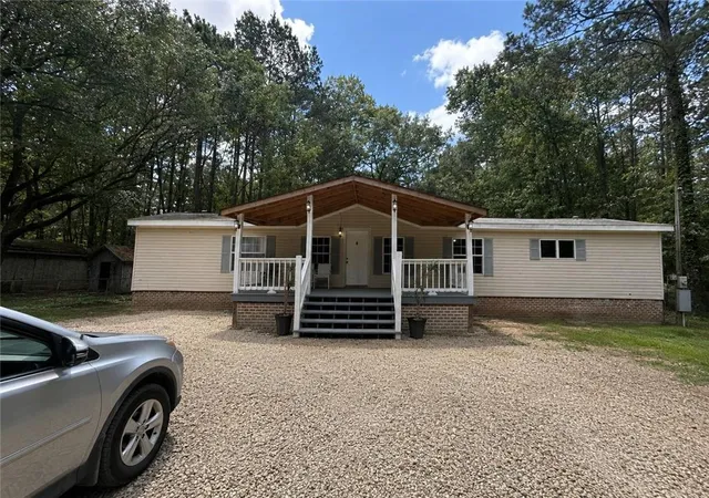 Photo 3 of Single family home for sale at 67525 Hiern Dr, Mandeville, LA 70471 | MLS# 2560062 | Listing updated on 2026-09-08